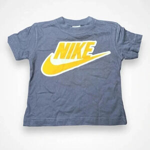 Nike Navy  Blue Short Sleeve Shirt